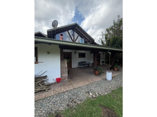 Casa de 2 alcobas en venta en Gualanday, Rionegro, 900 m² · foto 2 de 9