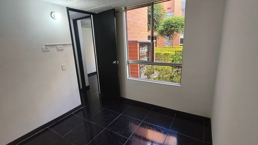 Apartamento de 2 alcobas en venta en Bosatama, Soacha, 34 m² · foto 9 de 11
