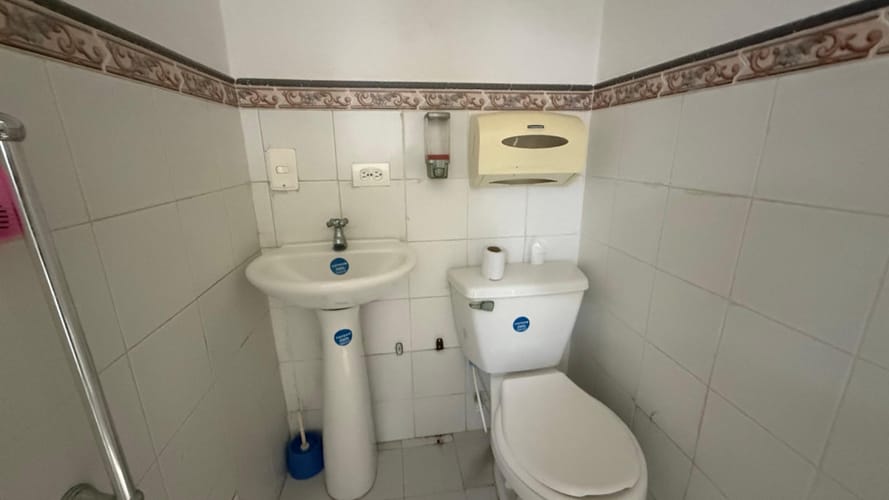 Oficina en arriendo en El Centro, Cartagena, 69 m² · foto 7 de 8