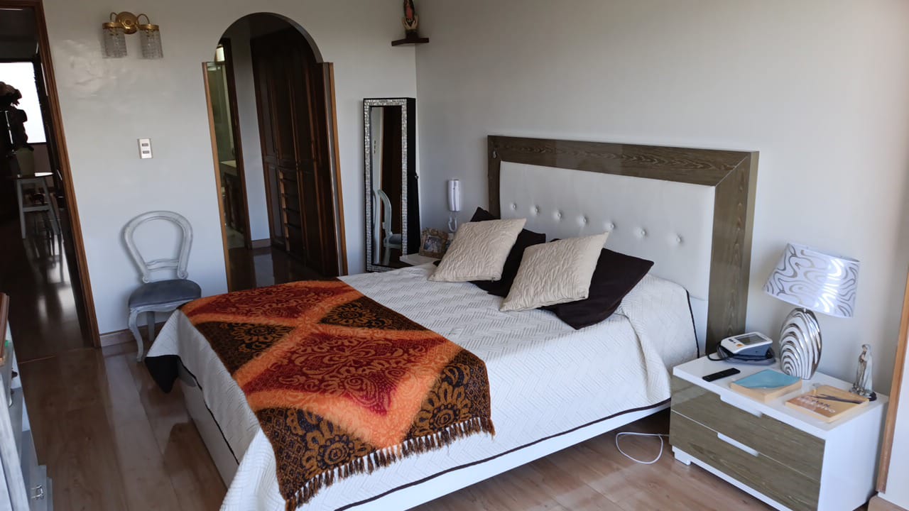 Apartamento en venta en Niza, Bogotá · foto 4 de 18