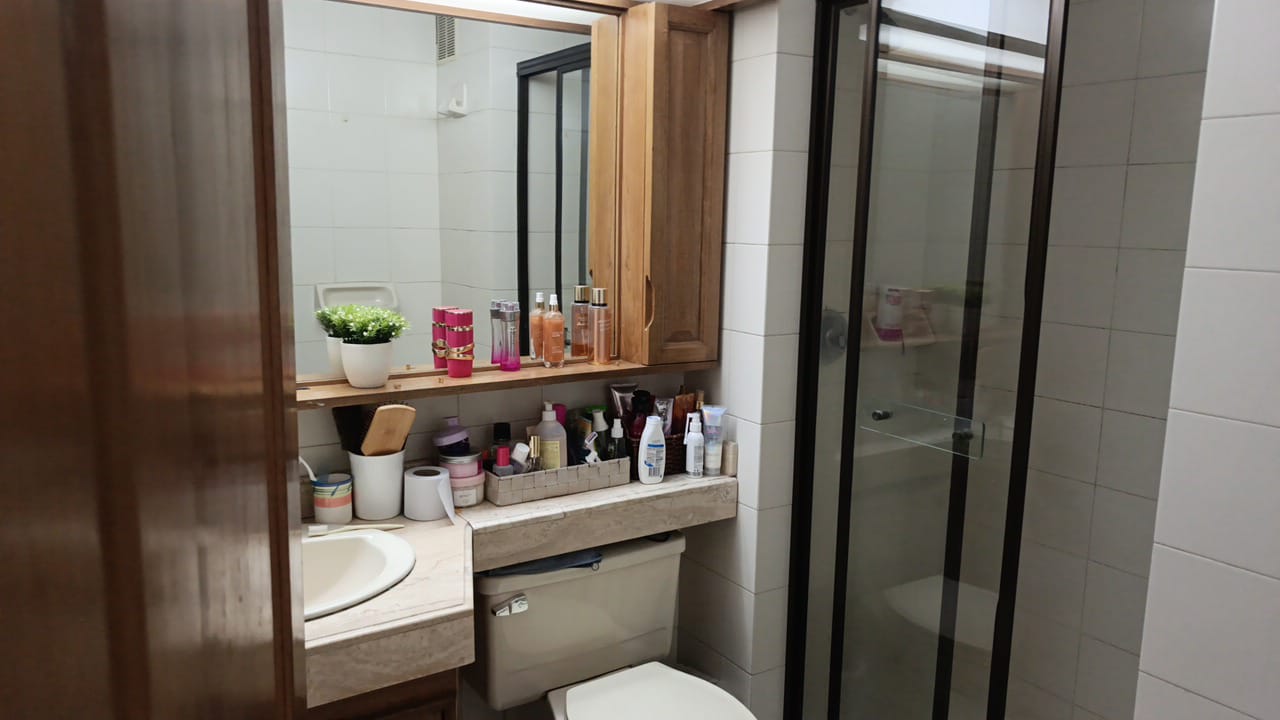Apartamento en venta en Niza, Bogotá · foto 8 de 18