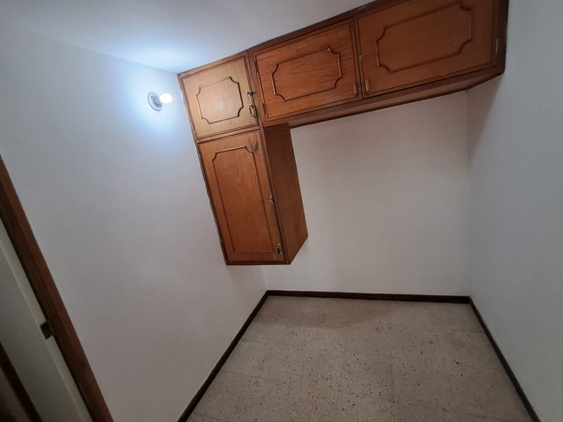 Casa en arriendo en El Poblado, Medellín · foto 3 de 24