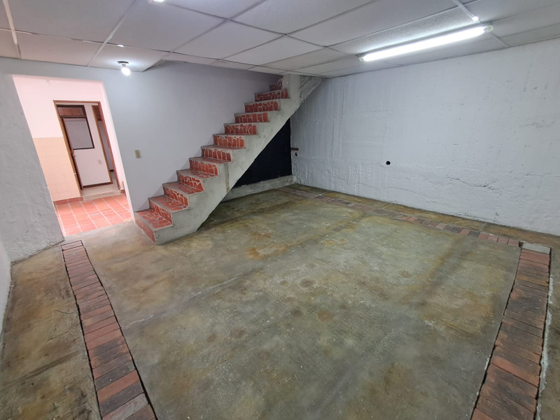 Casa en arriendo en El Poblado, Medellín · foto 6 de 24