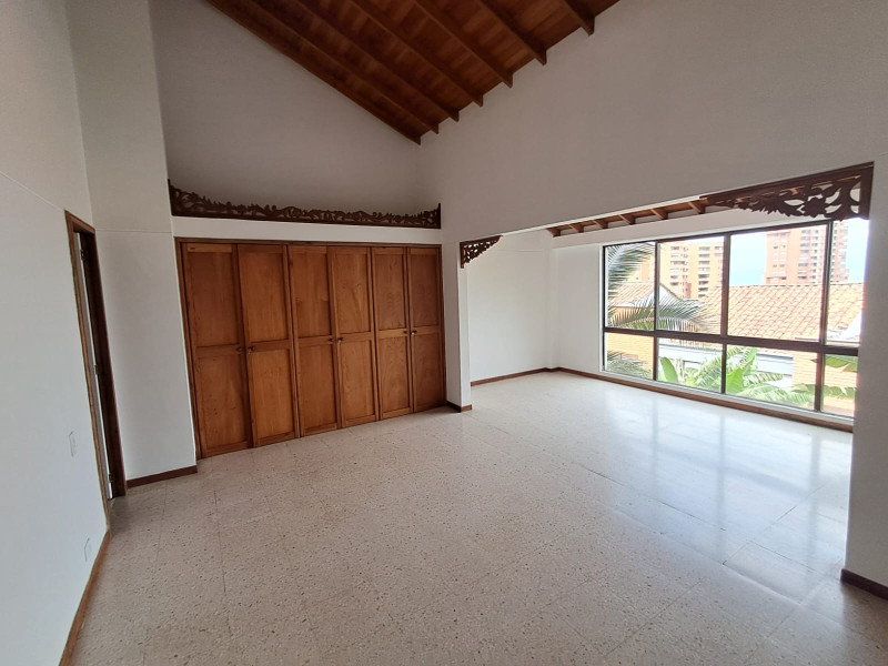 Casa en arriendo en El Poblado, Medellín · foto 14 de 24