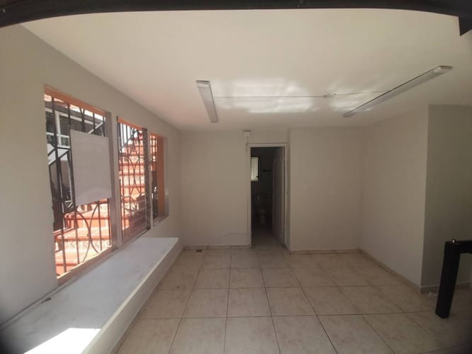 Local en arriendo en Lopez De Mesa, Medellín, 18 m² · foto 17 de 24