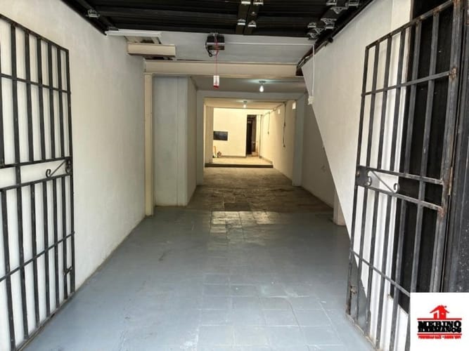 Local en arriendo en Loma Del Indio, Medellín, 70 m² · foto 3 de 16