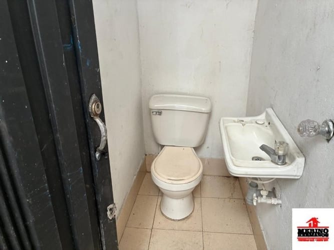 Local en arriendo en Loma Del Indio, Medellín, 70 m² · foto 10 de 16