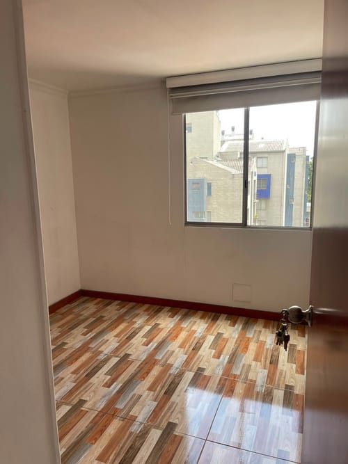 Apartamento en venta en Hipotecho Occidental, Bogotá · foto 8 de 18