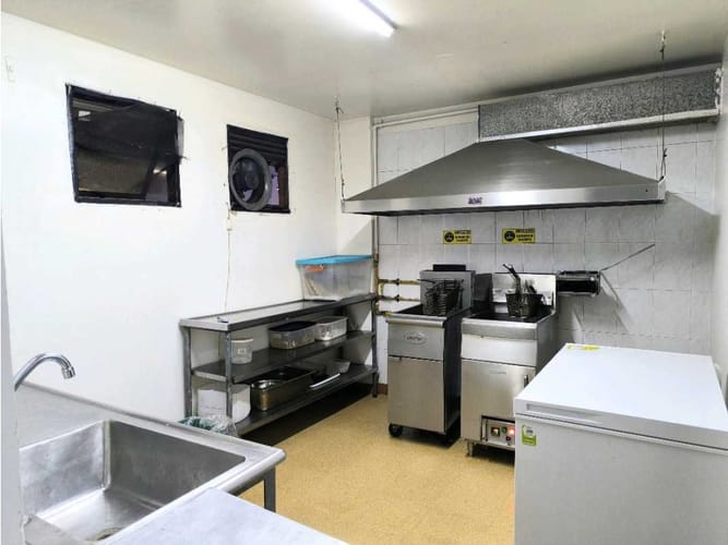 Local en venta en Lorena, Medellín, 38 m² · foto 5 de 8