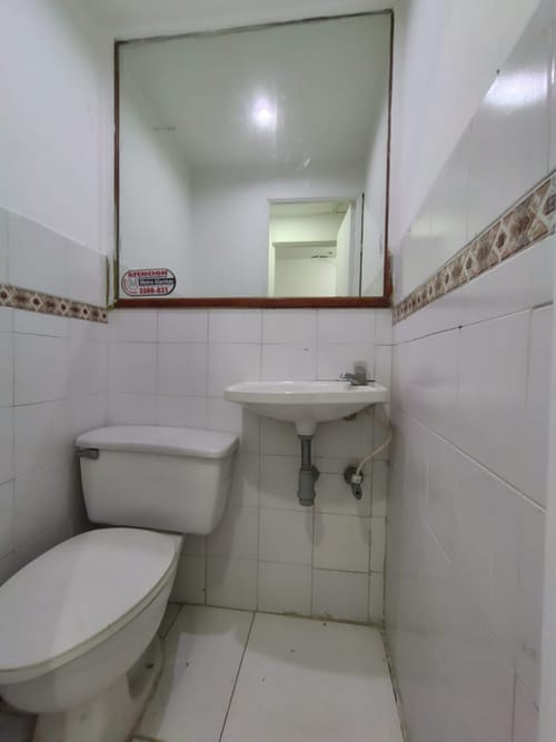 Local en arriendo en Villanueva, Medellín, 135 m² · foto 10 de 11