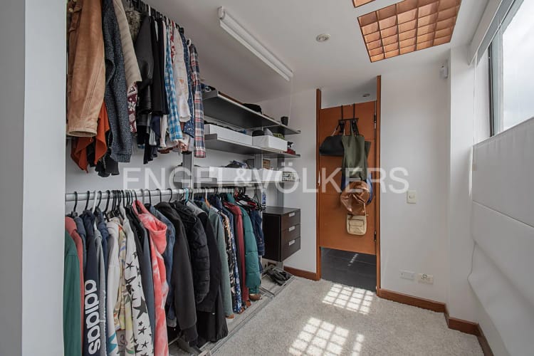 Apartamento de 3 alcobas en venta en Santa Ana, Bogotá, 198 m² · foto 17 de 19