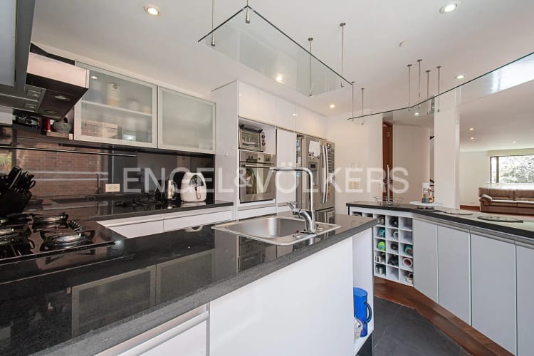 Apartamento de 3 alcobas en venta en Santa Ana, Bogotá, 198 m² · foto 6 de 19