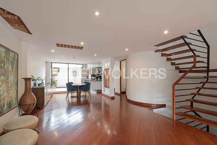 Apartamento de 3 alcobas en venta en Santa Ana, Bogotá, 198 m² · foto 3 de 19