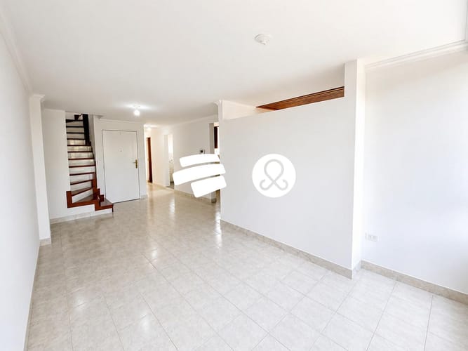 Apartamento de 4 alcobas en venta en Cedritos, Bogotá · foto 2 de 24