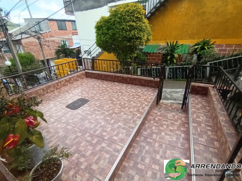Apartamento en venta en San Antonio De Prado, Medellín · foto 2 de 12