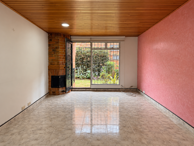Casa en venta en Cedritos, Bogotá · foto 3 de 24