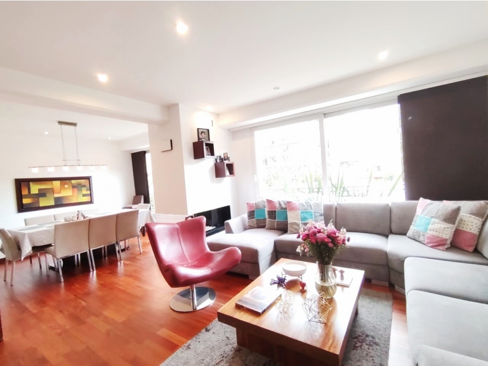 Apartamento de 3 habitaciones en venta en Chicó Navarra, Bogotá — imagen 1 de 28