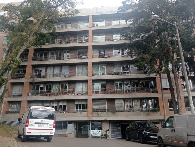 Apartaestudio en venta en Bosque Izquierdo, Bogotá, 87 m² · foto 1 de 24