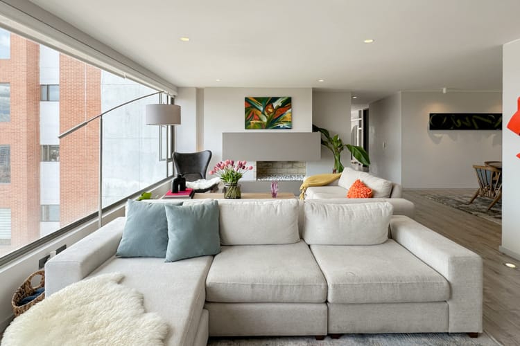 Apartamento de 3 alcobas en venta en Bosque De Maria, Bogotá, 183 m² · foto 2 de 24