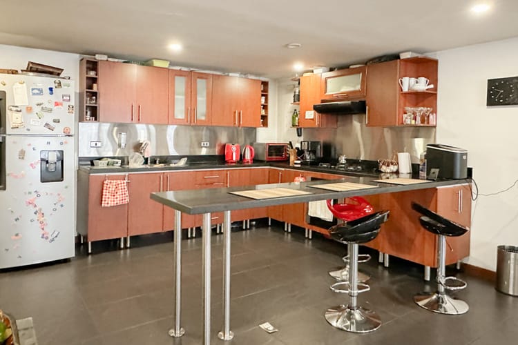 Apartamento de 3 alcobas en venta en Quinta Camacho, Bogotá, 258 m² · foto 7 de 22
