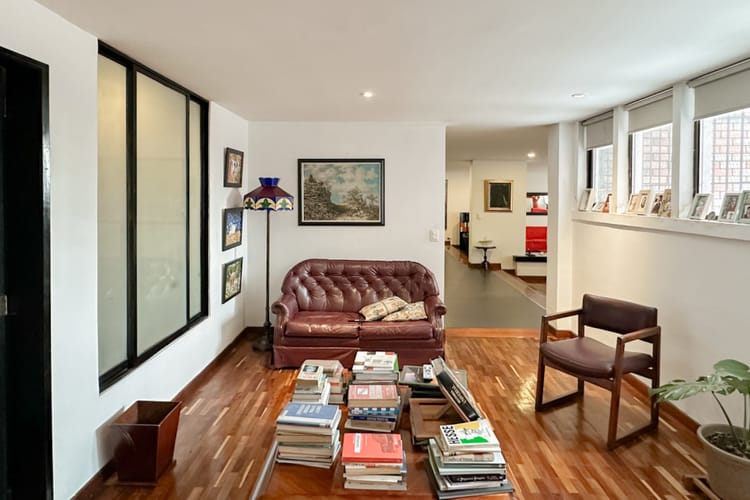 Apartamento de 3 alcobas en venta en Quinta Camacho, Bogotá, 258 m² · foto 10 de 22