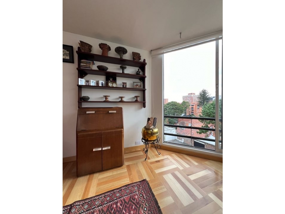 Apartamento en venta en Los Rosales, Bogotá · foto 10 de 21