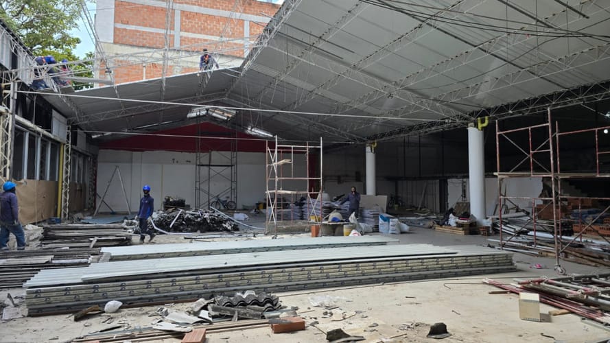 Bodega en arriendo en Perpetuo Socorro, Medellín, 1300 m² · foto 6 de 11