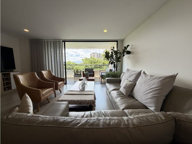 Apartamento de 3 alcobas en venta en La Pradera, Envigado, 182 m² · foto 7 de 24