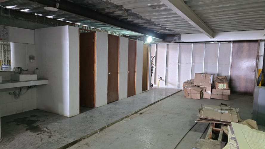 Bodega en arriendo en Perpetuo Socorro, Medellín, 1300 m² · foto 11 de 11