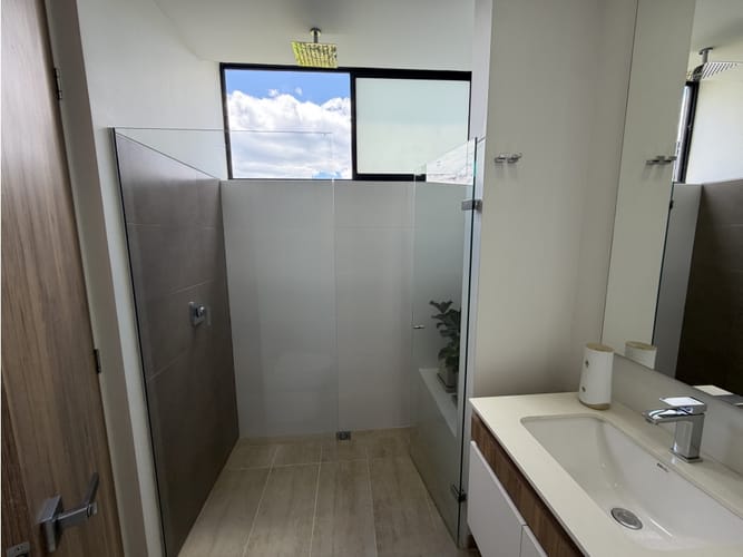 Apartamento de 3 alcobas en venta en La Pradera, Envigado, 182 m² · foto 20 de 24