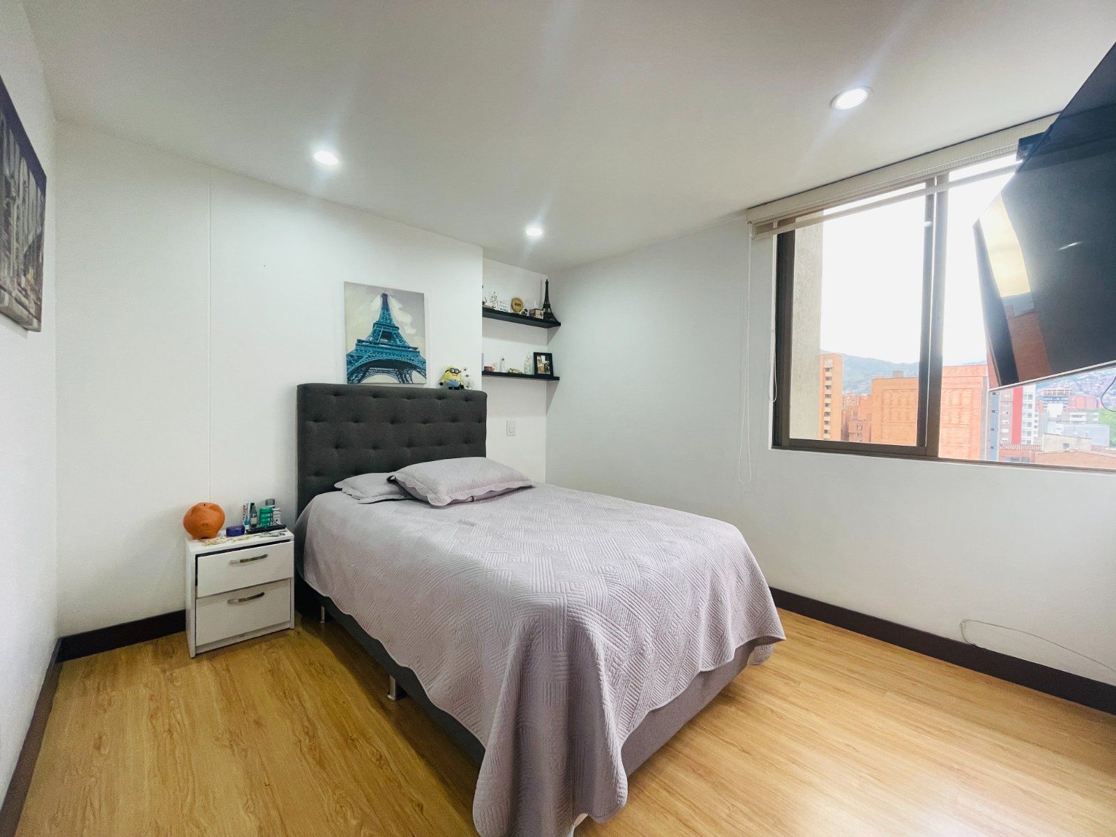 Apartamento en venta en Laureles, Medellín · foto 13 de 20