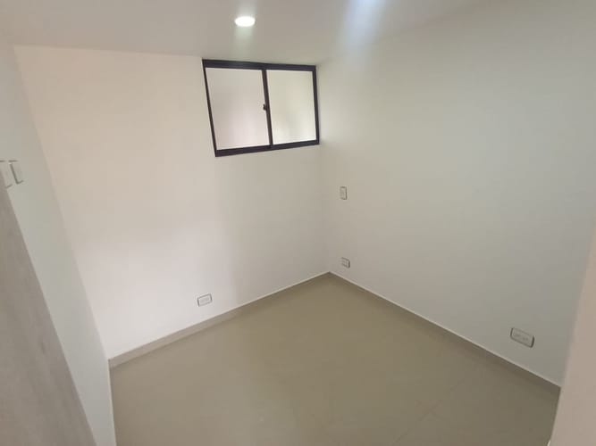 Apartamento de 3 alcobas en arriendo en La America, Medellín, 70 m² · foto 8 de 16