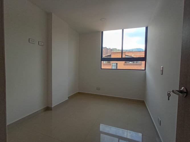 Apartamento de 3 alcobas en arriendo en La America, Medellín, 70 m² · foto 9 de 16