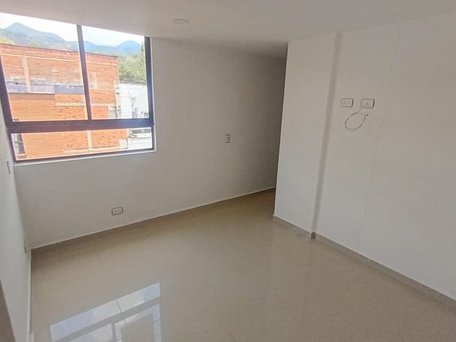 Apartamento de 3 alcobas en arriendo en La America, Medellín, 70 m² · foto 12 de 16