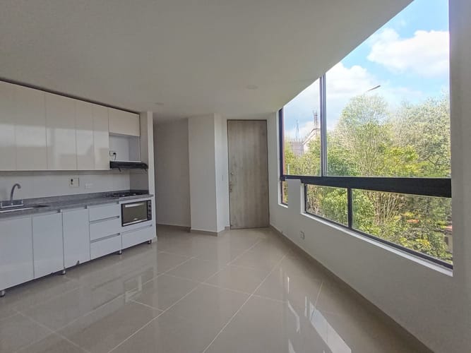 Apartamento de 3 alcobas en arriendo en La America, Medellín, 70 m² · foto 4 de 16