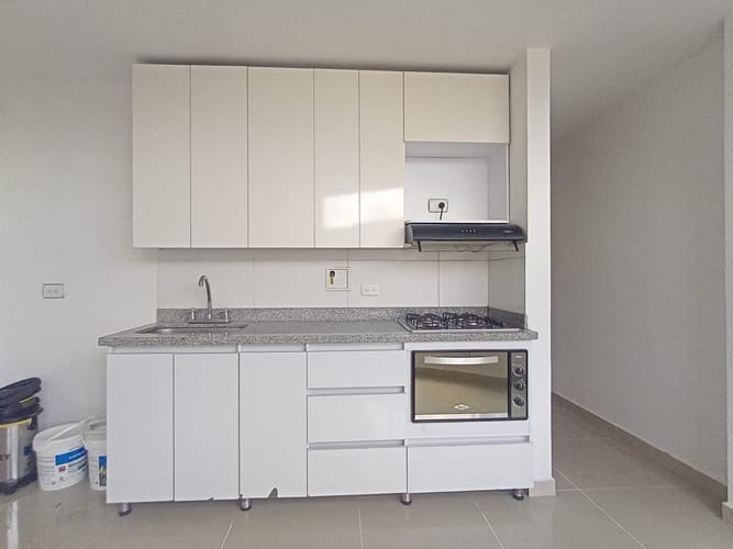 Apartamento de 3 alcobas en arriendo en La America, Medellín, 70 m² · foto 5 de 16