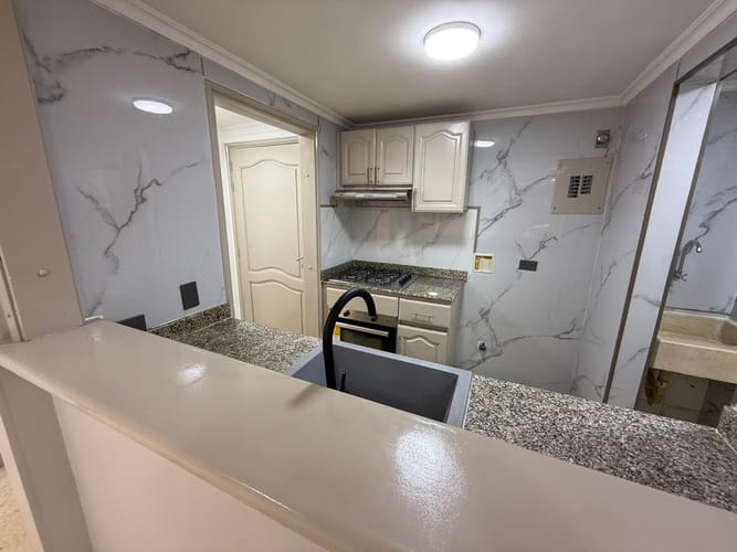 Apartamento de 2 alcobas en arriendo en Santa María De Los Ángeles, Medellín, 100 m² · foto 3 de 12