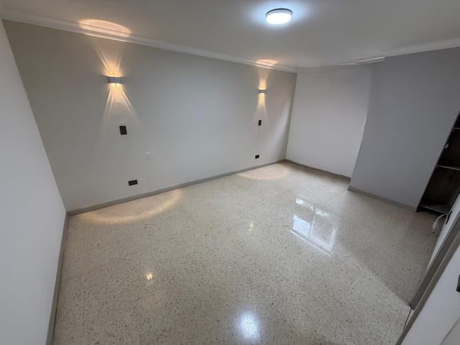 Apartamento de 2 alcobas en arriendo en Santa María De Los Ángeles, Medellín, 100 m² · foto 4 de 12