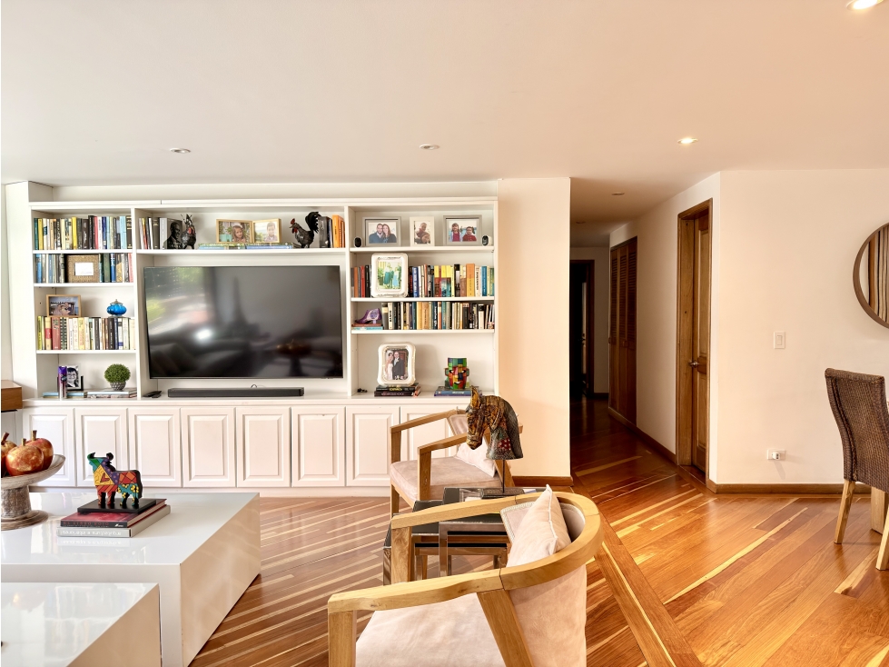 Apartamento en venta en Chicó Navarra, Bogotá · foto 6 de 21