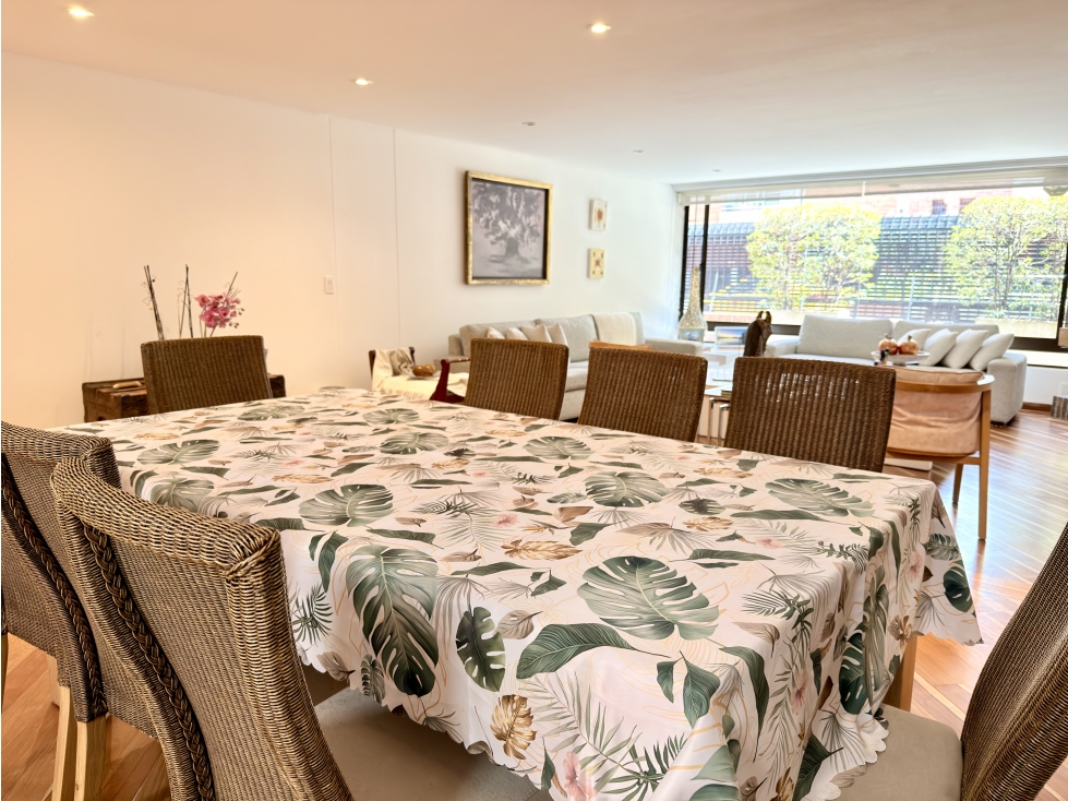 Apartamento en venta en Chicó Navarra, Bogotá · foto 9 de 21