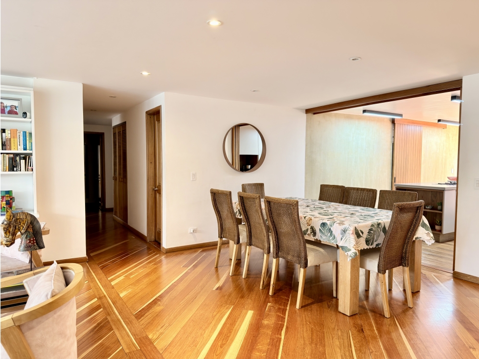 Apartamento en venta en Chicó Navarra, Bogotá · foto 10 de 21