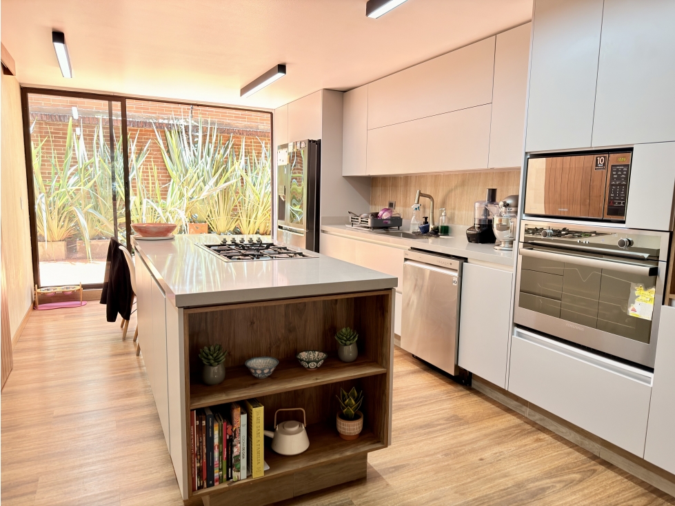 Apartamento en venta en Chicó Navarra, Bogotá · foto 12 de 21