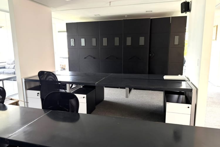 Oficina en venta en Castropol, Medellín, 223 m² · foto 8 de 16