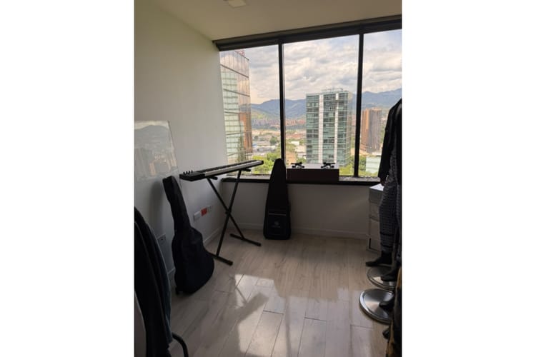 Oficina en venta en Castropol, Medellín, 223 m² · foto 14 de 16