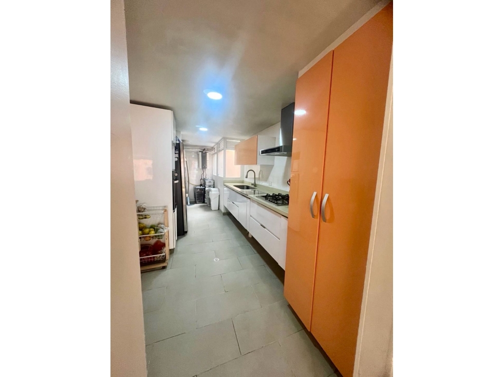Apartamento en venta en Santa Barbara, Bogotá · foto 5 de 14