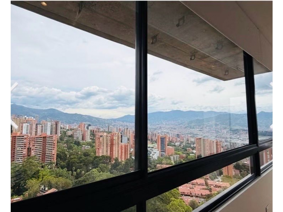 Apartamento en venta en El Poblado, Medellín · foto 17 de 24