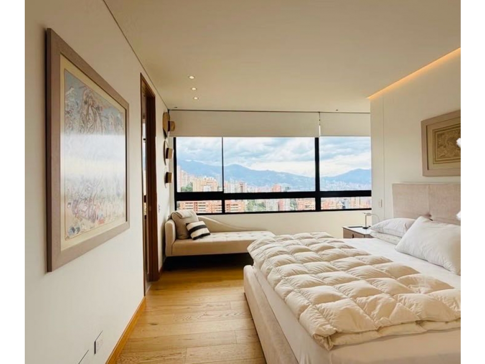 Apartamento en venta en El Poblado, Medellín · foto 18 de 24
