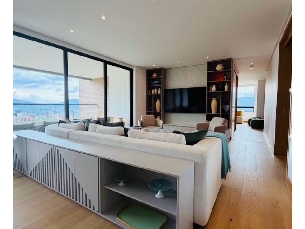 Apartamento en venta en El Poblado, Medellín · foto 21 de 24