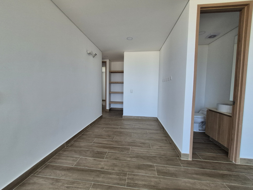 Apartamento en venta en Paraiso, Barranquilla · foto 4 de 24