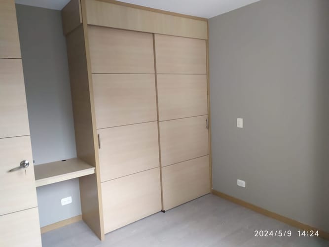 Apartamento en venta en El Poblado, Medellín · foto 5 de 14